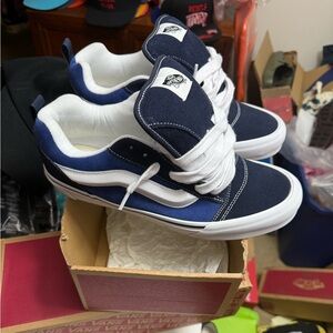 Vans Knu Skool